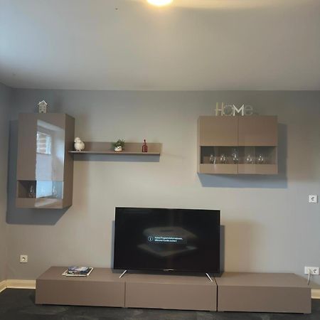 Gesamte Wohnung Mit Parkplatz Halstenbek Dış mekan fotoğraf